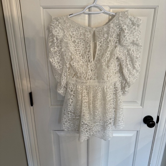 New! For Love & Lemons Santo Eyelash Lace Ruffles Romper White 3399 - Picture 12 of 15